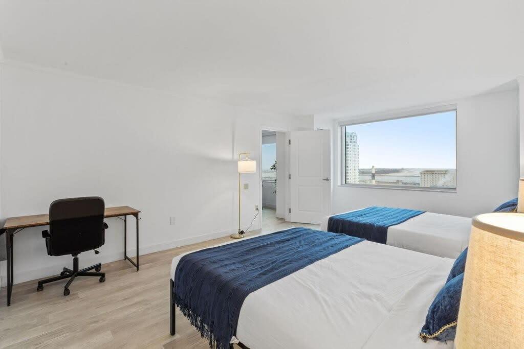 Apartment Two Beachfront Stylish Cozysuites On The Boardwalk *