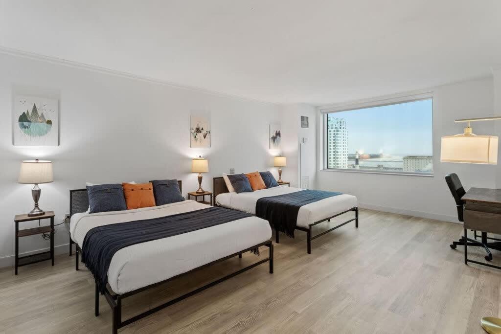 Two Beachfront Stylish Cozysuites On The Boardwalk * Atlantic City